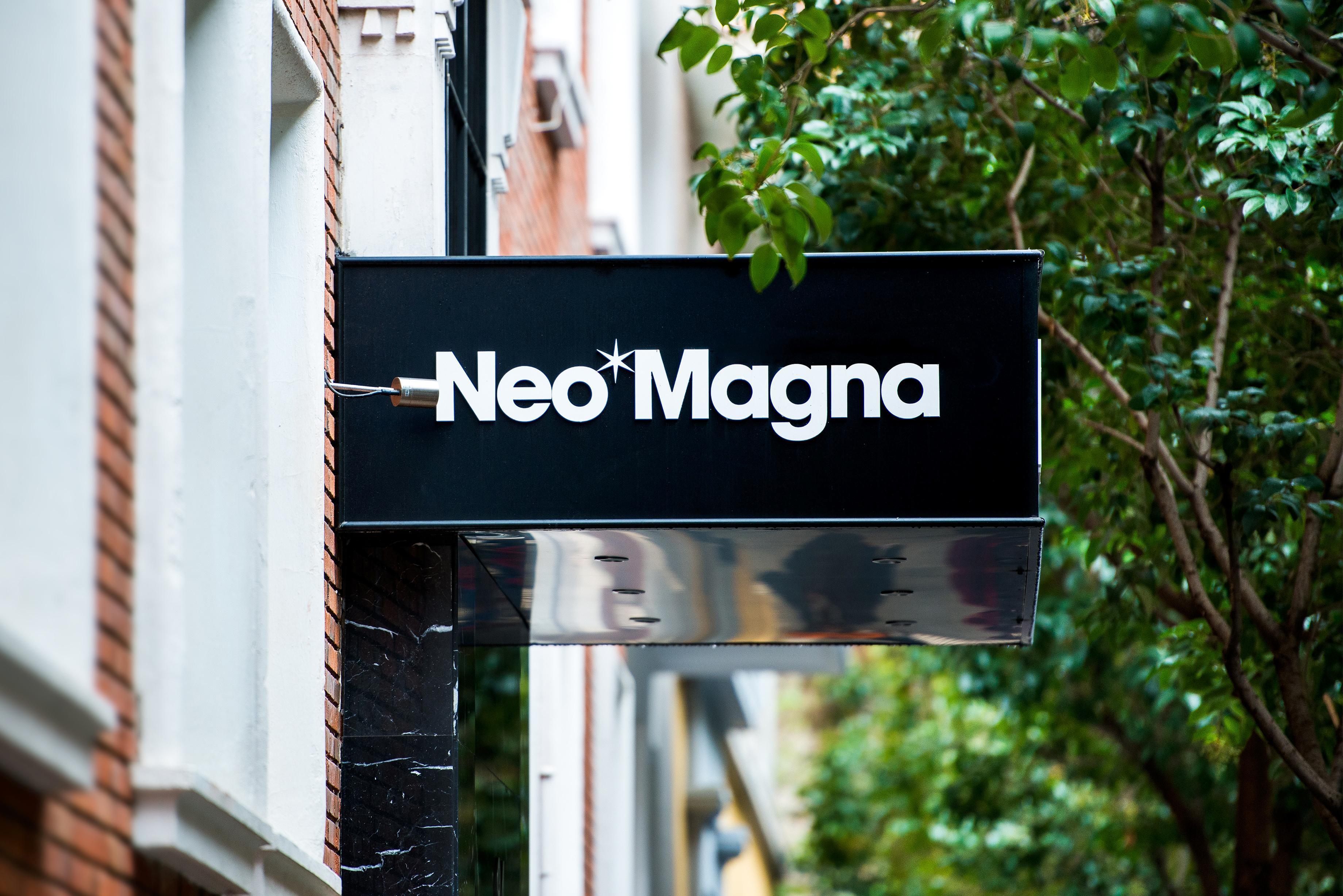 Hotel Neomagna Madrid Exterior foto